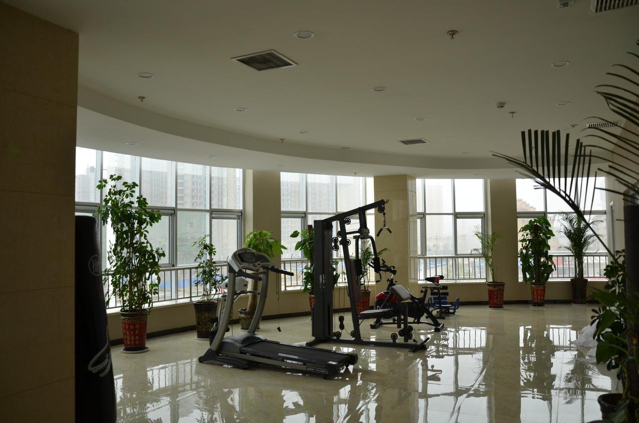 Super 8 Henshui Zhongxin North Avenue Hotel Hengshui Bagian luar foto